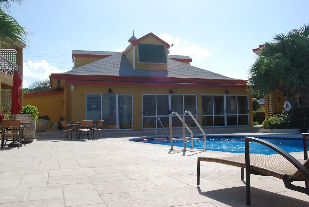 Augusta Bay Bahamas, Exuma Hotel George Town Exterior photo