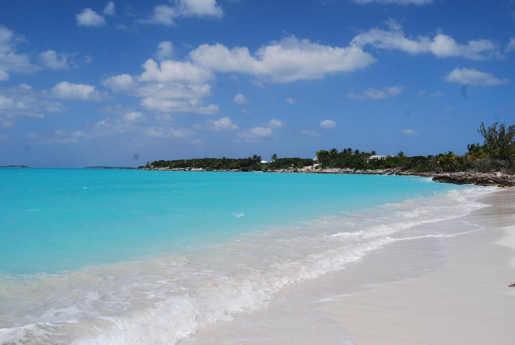 Augusta Bay Bahamas, Exuma Hotel George Town Exterior photo